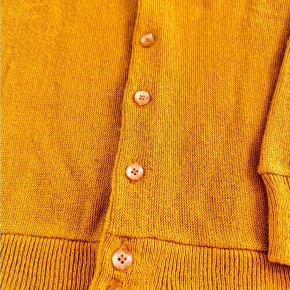 The Men's Store Yellow vintage Cardigan Sweater V-Neck Knit NWOT - Picture 3 of 9